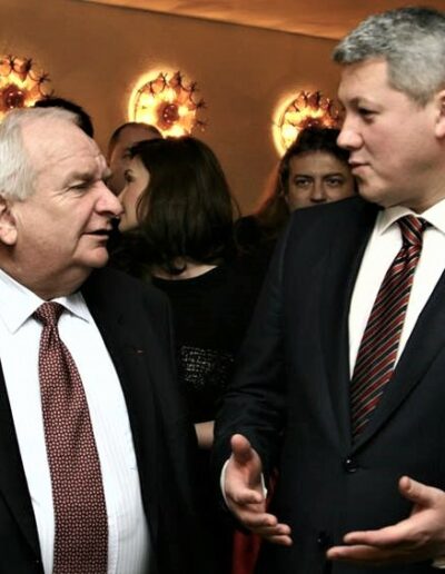 La București, împreună cu Joseph Daul, discutând despre situația politică internă și europeană. (arhivă personală)