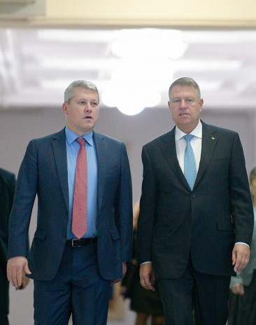 Alături de președintele României, Klaus Iohannis, după o întâlnire de lucru.