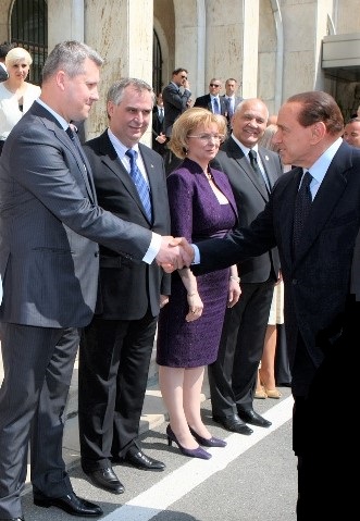 La Bucruești, cu Silvio Berlusconi, premierul Italiei. (arhivă personală)